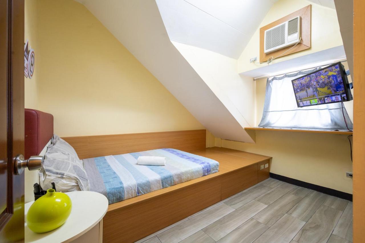 Casa Heradurra Uno/Dos Манила Екстериор снимка