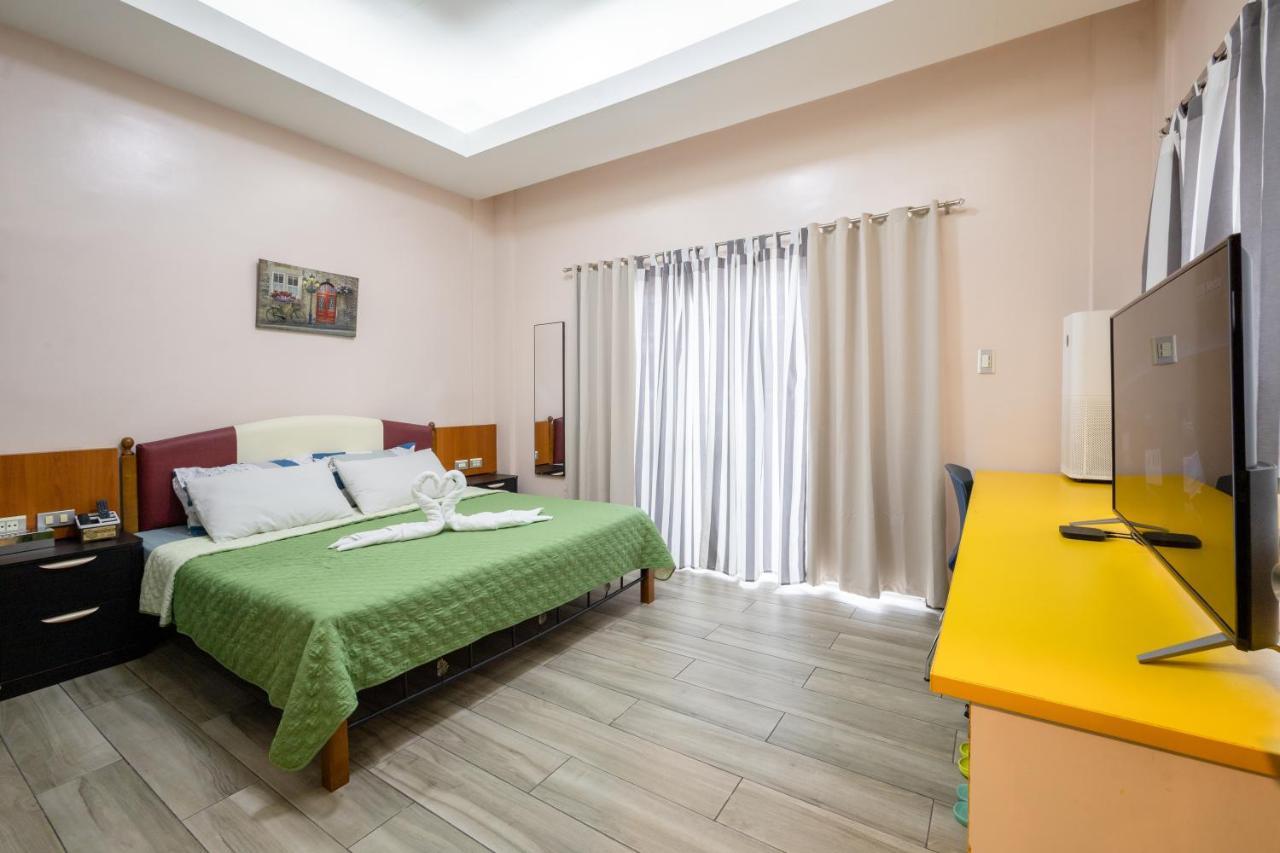 Casa Heradurra Uno/Dos Манила Екстериор снимка