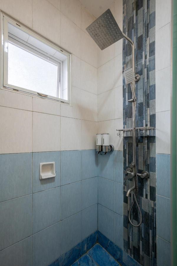 Casa Heradurra Uno/Dos Манила Екстериор снимка