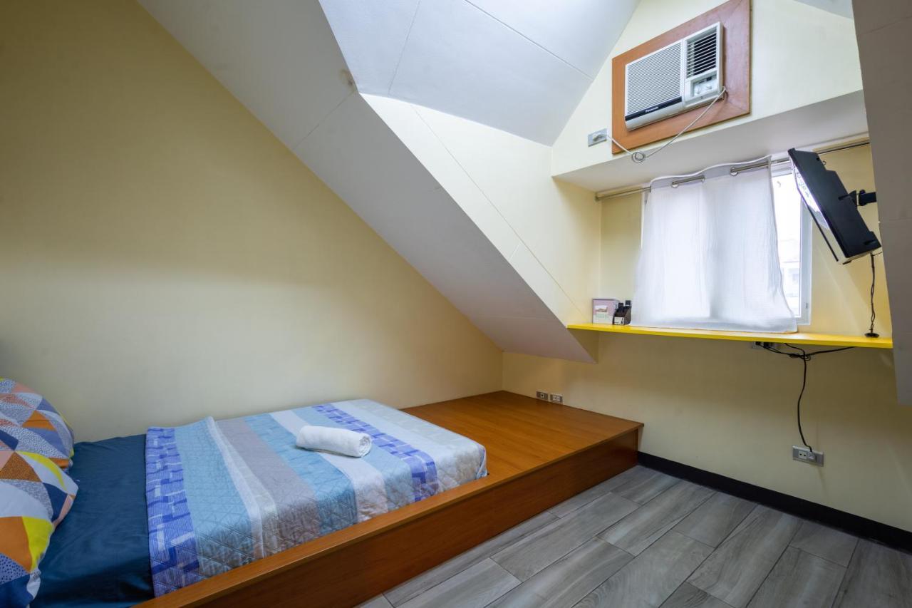 Casa Heradurra Uno/Dos Манила Екстериор снимка